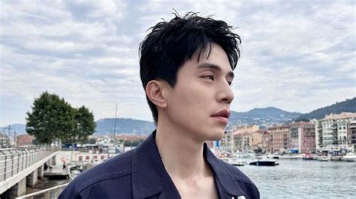 Exploring The Intriguing World Of Lee Dong-Wook's Relationships