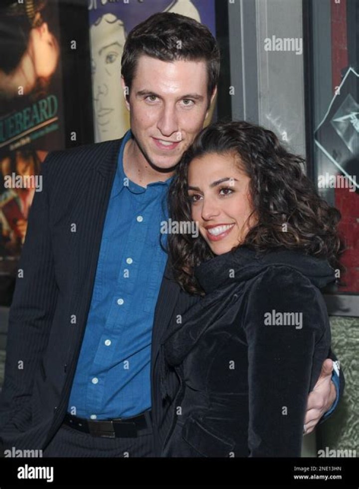Exploring The Life Of Pablo Schreiber: His Wife And Kids