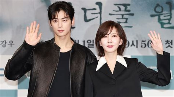 Is Cha Eun Woo Dating Rose From Blackpink? The Truth Behind The Rumors