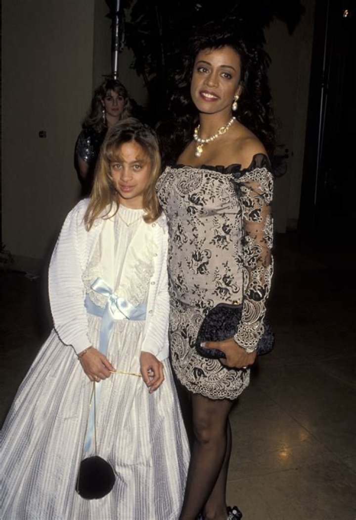 Nicole Richie: A Stunning Transformation - Before And After