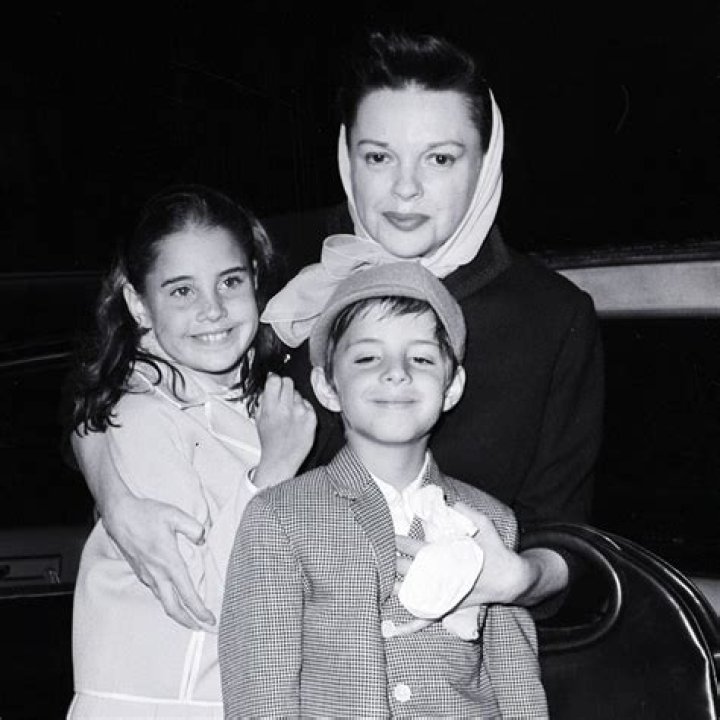 Unveiling The Life Of Judy Garland's Daughter: A Journey Of Legacy