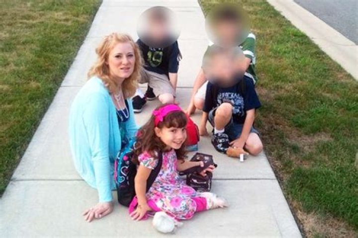 Unveiling The Mystery: Who Is Mandy Barnett Married To?
